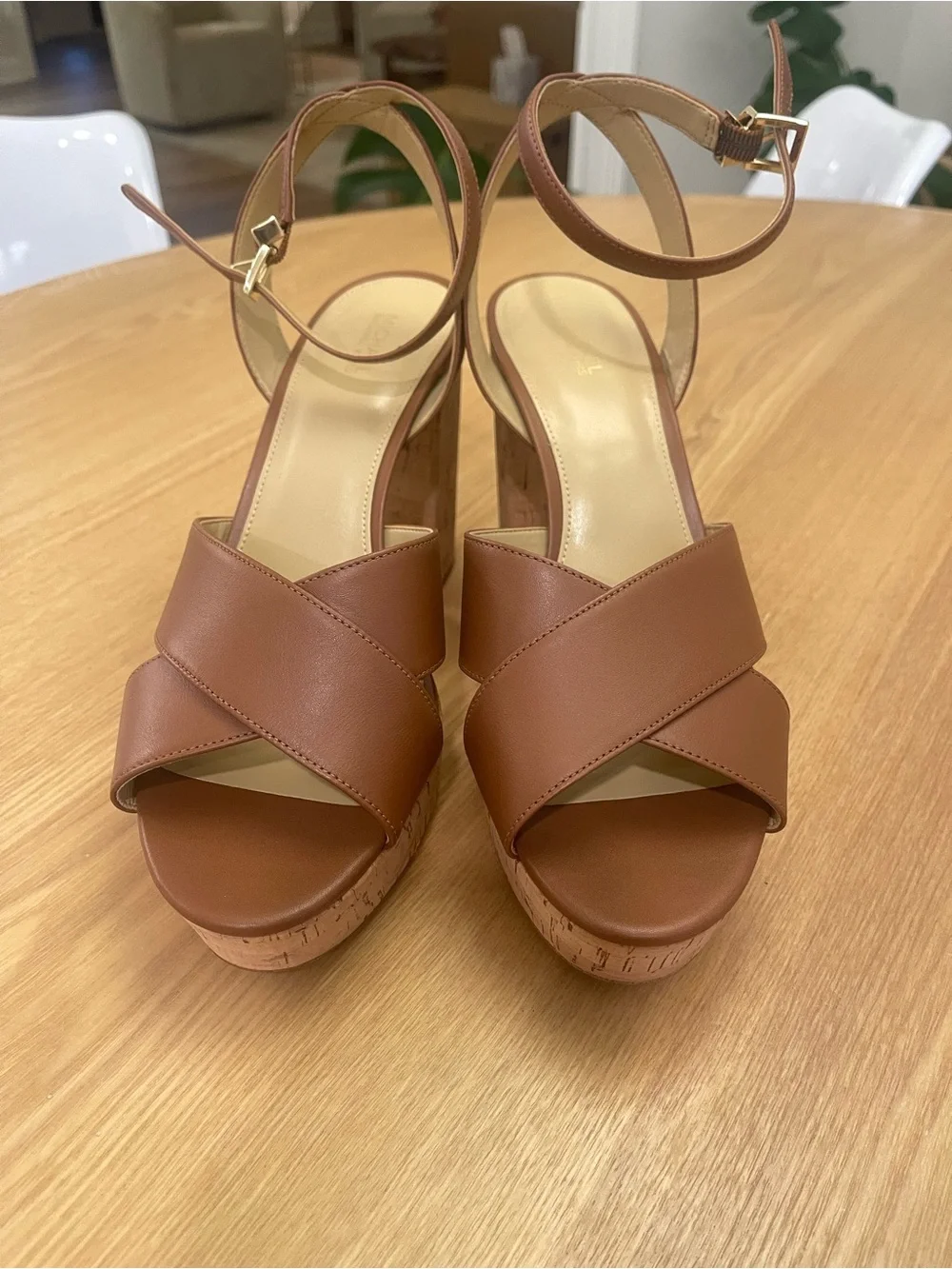 Michael Kors Odette Leather Platform Heels Luggage Brown 10M NEW